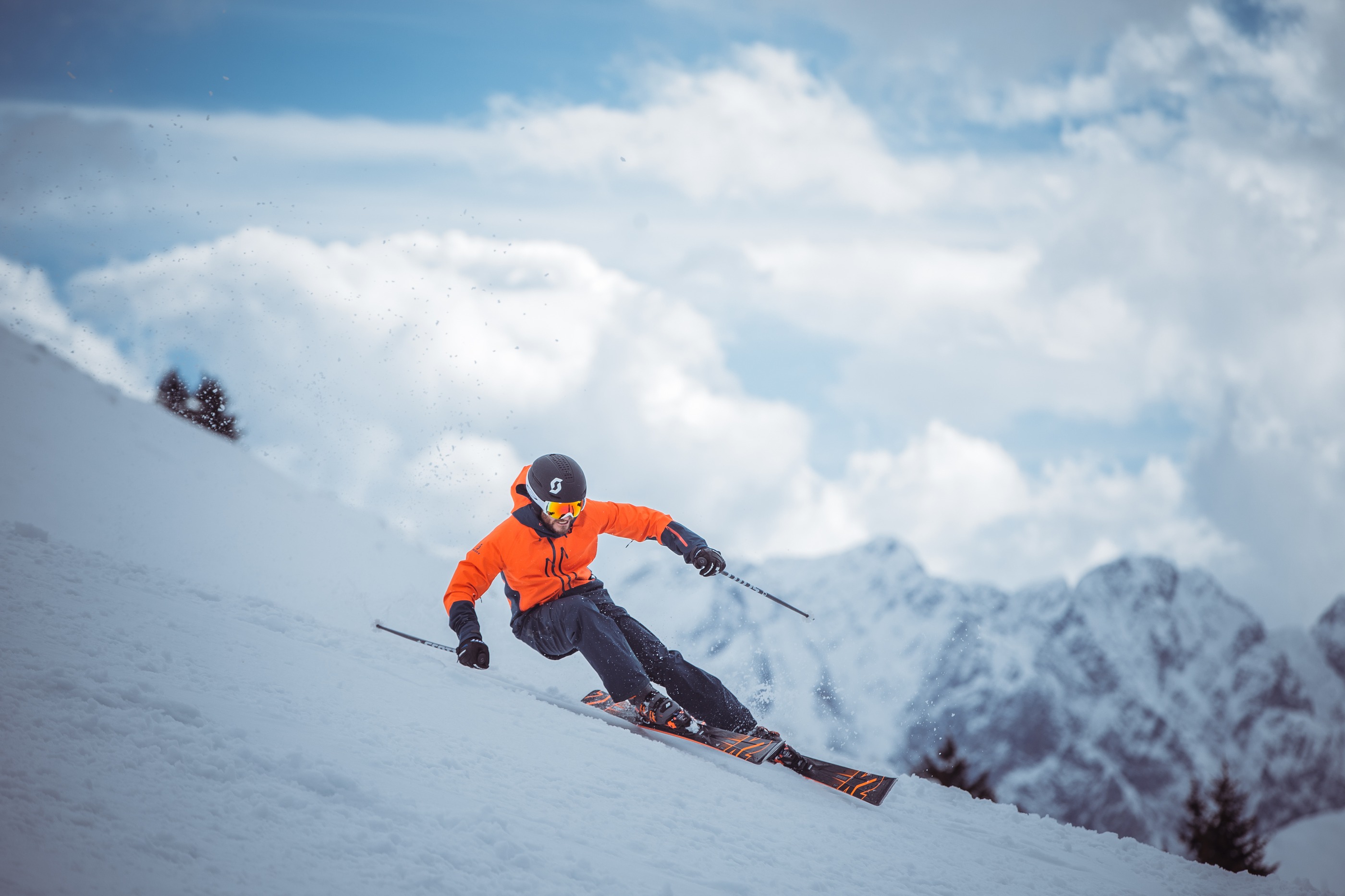 Ski, Hike, Bike & Relax – Step Outside Jolinde. Straight into Mountain Adventures.