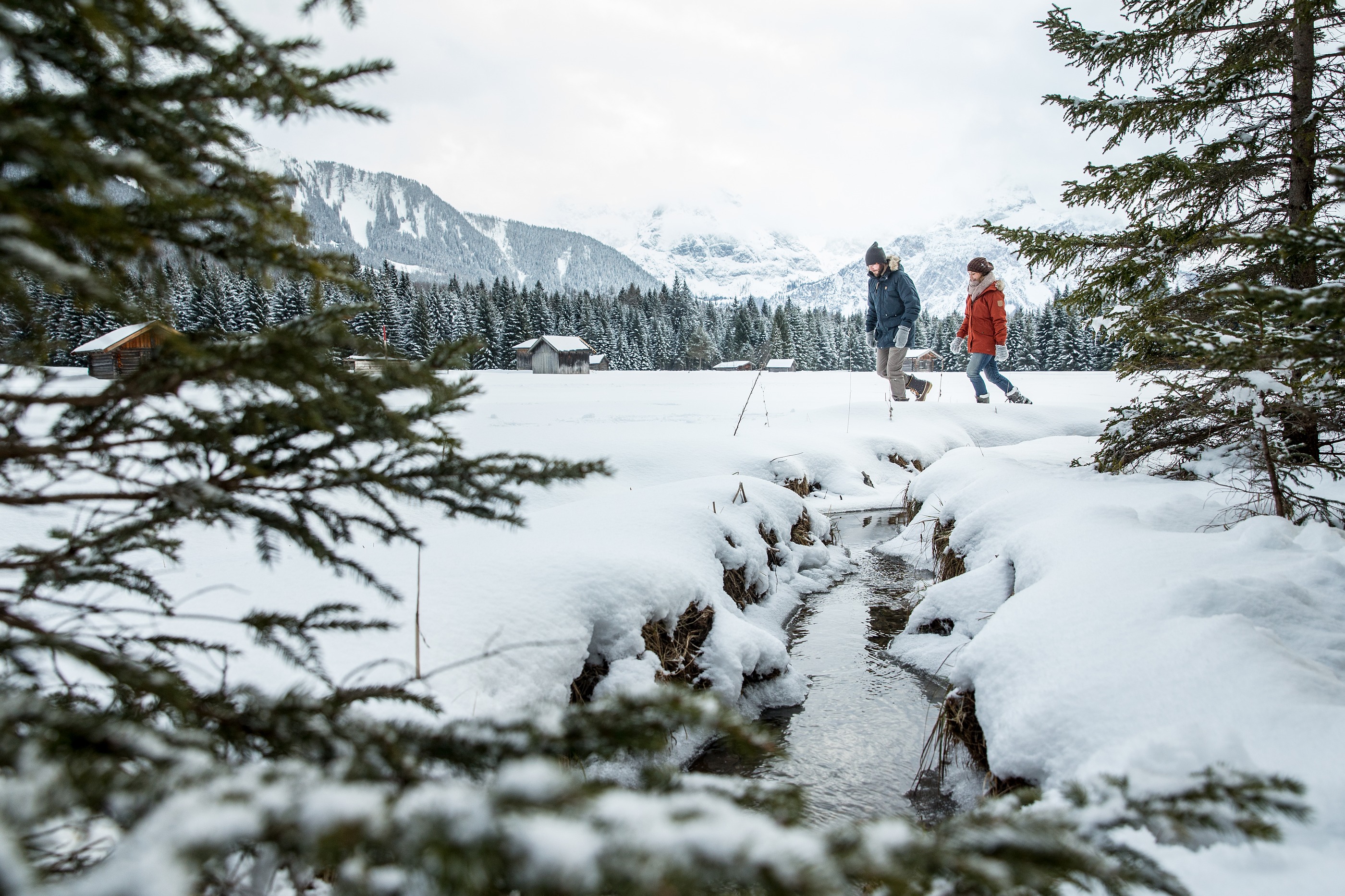 Ski, Snow & Good Times